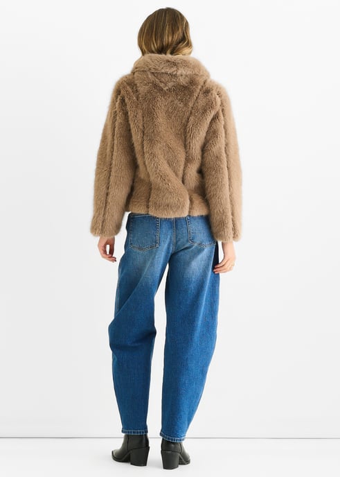 Kurze Jacke aus Kunstfell mit Reißverschluss - Image 4