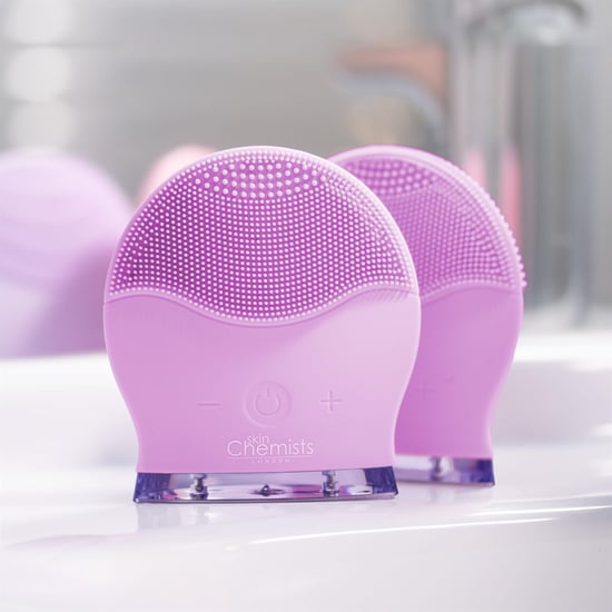 skinChemists Cleanse-A-Sonic Ultra Purple Anti-Aging Gesichtsreinigungsgerät - Image 4