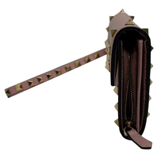 Valentino Garavani Rockstud Flap Continental Handgelenktasche aus rosafarbenem Leder - Image 5
