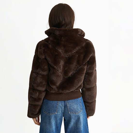 Kurze Jacke aus Kunstfell mit Reißverschluss - Image 4