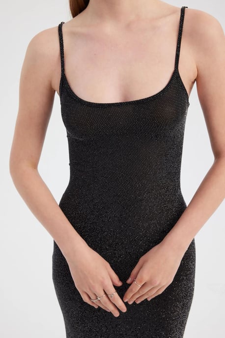 Unifarbenes Maxikleid mit Spaghetti-Trägern - Image 5