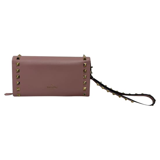 Valentino Garavani Rockstud Flap Continental Handgelenktasche aus rosafarbenem Leder - Image 1