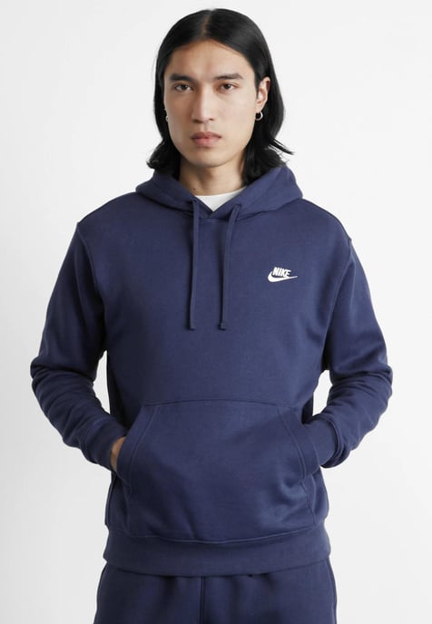 Nike Herren Sportswear Club Fleece Trainingsanzug mit Kapuze in Navy - Image 3
