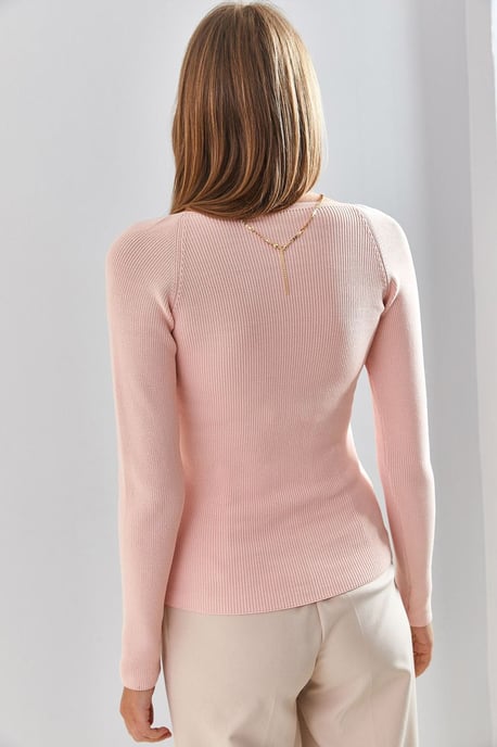 Gestreifter Pullover mit passgenauem quadratischem Kragen - Image 2
